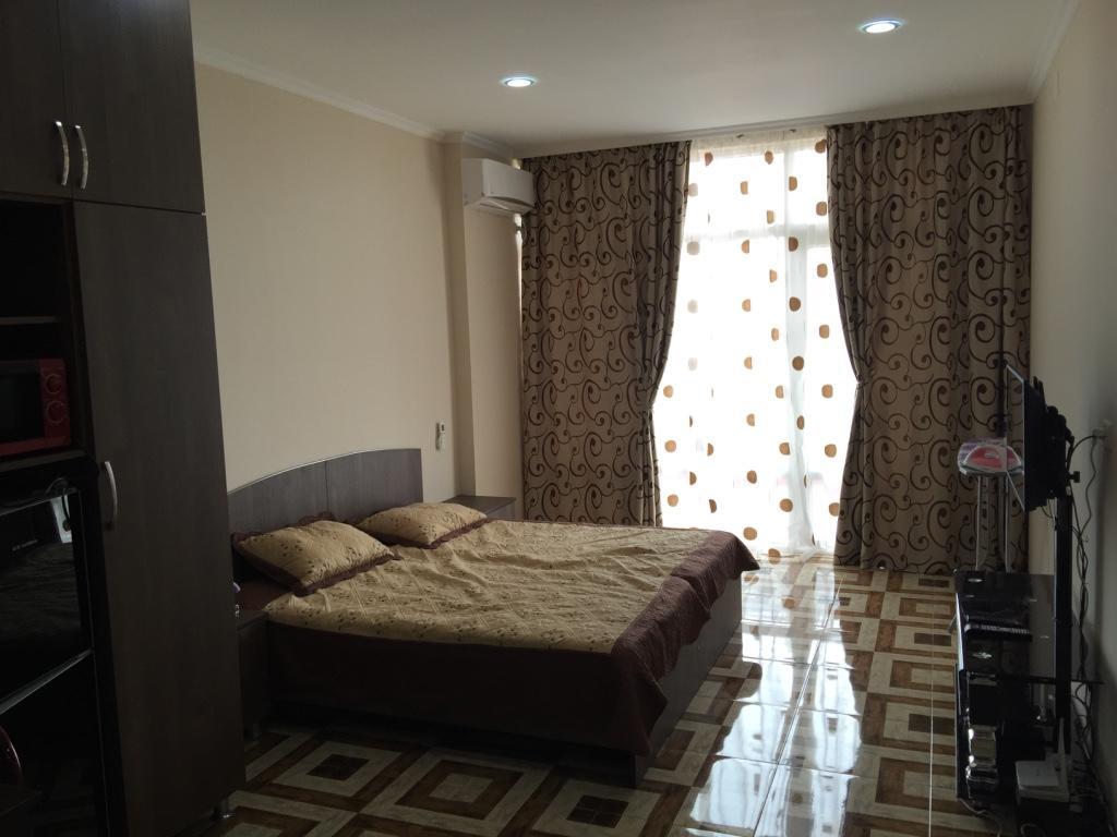 Apartment Pshavela 16 Батуми Екстериор снимка